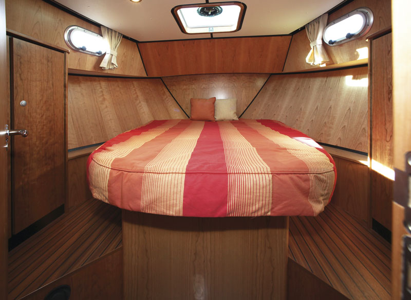 Linssen 25.9