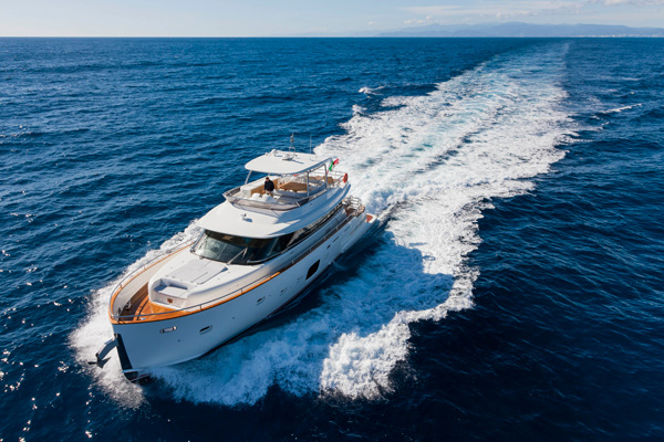 Azimut Magellano 76