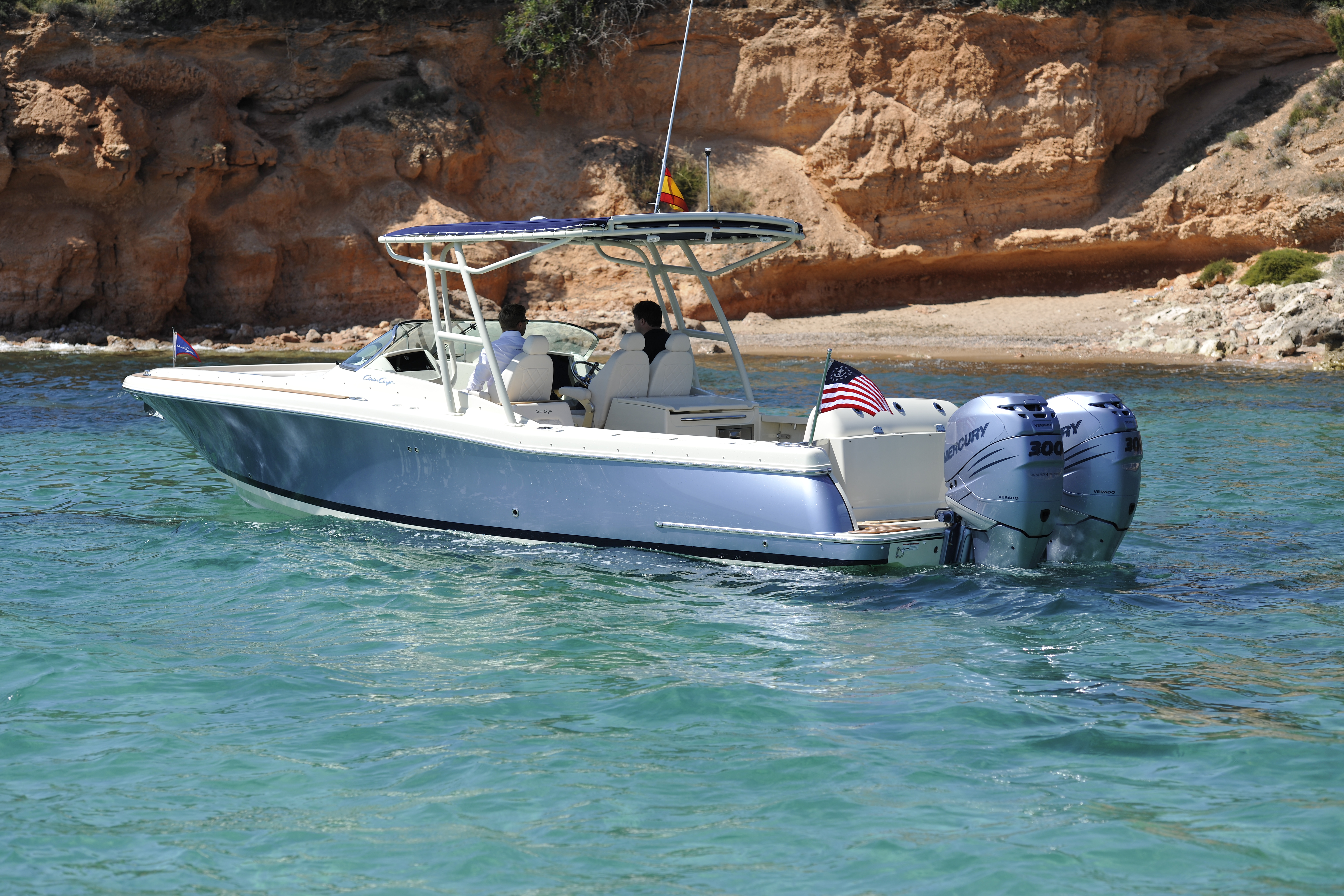 boat accessorised with seakeeper