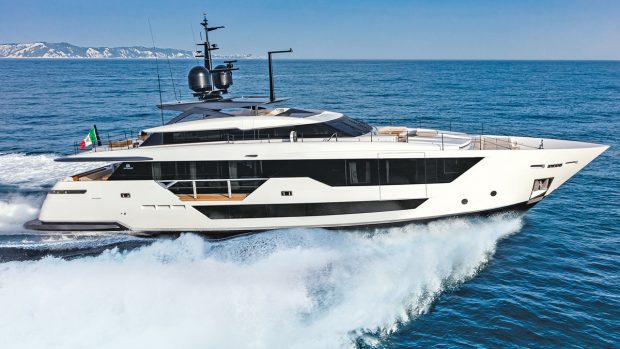 custom-line-106-MBY282.newyacht_3.CL30