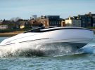 farline-fline-33-outboard-review-running-shot
