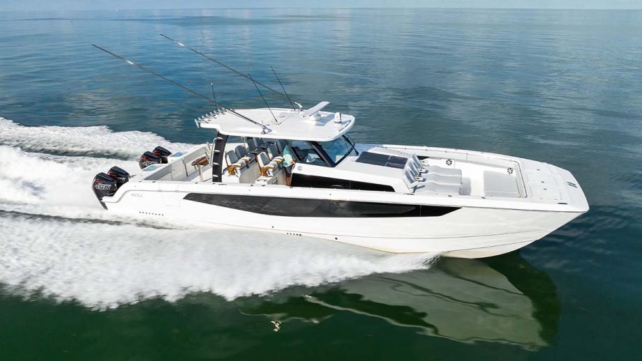 fort-lauderdale-boat-show-2023-Aquila 1