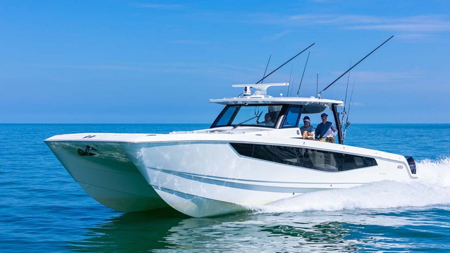 fort-lauderdale-boat-show-2023-Aquila 4