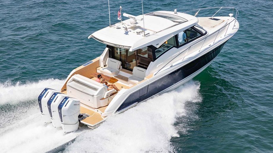 fort-lauderdale-boat-show-2023-tiara-48-le-Tiara 1