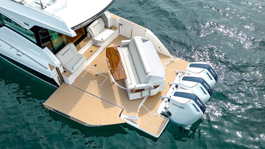 fort-lauderdale-boat-show-2023-tiara-48-le-Tiara 4
