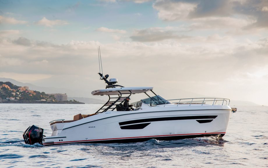 Gulf-Craft-Oryx-379-boat-test-drive-review-side-view-credit-richard-langdon