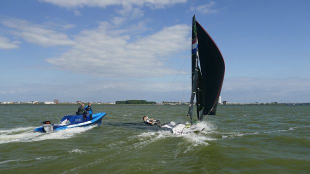 h2c-boat