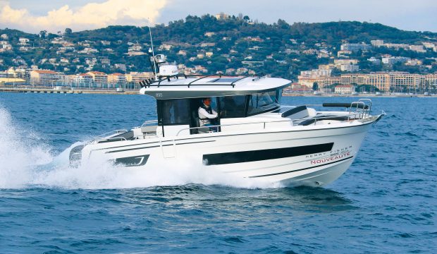 jeanneau-merry-fisher-895-marlin-running-shot