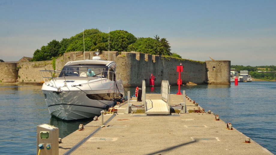 Brittany boating