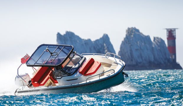 Nimbus-T8-dayboat-test-video-credit-paul-wyeth
