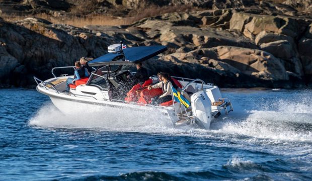 Nimbus-T8-yacht-tour-video