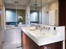 Sunseeker-76-yacht-review-owners-en-suite