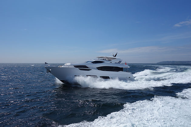 Sunseeker 95 Yacht