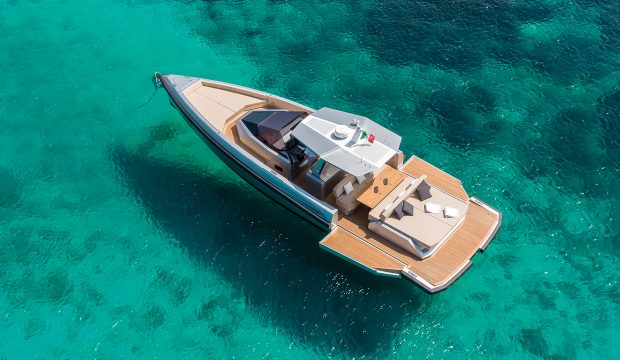 Wally-Tender-48-yacht-tour-video-aerial-view