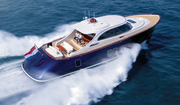 zeelander-72-yacht-test-running-shot-aerial-hero-credit-jeff-brown-breed-media