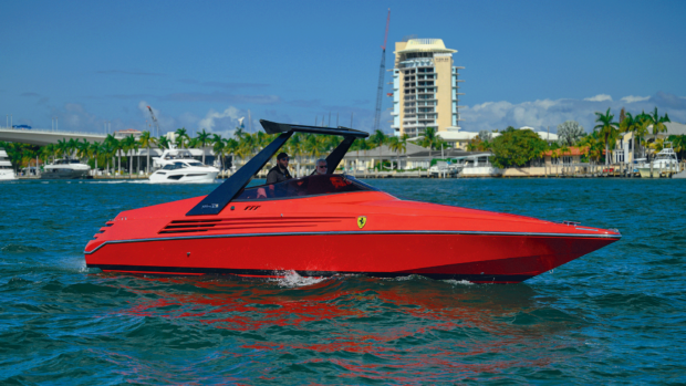 The Riva Ferrari 32 in the water